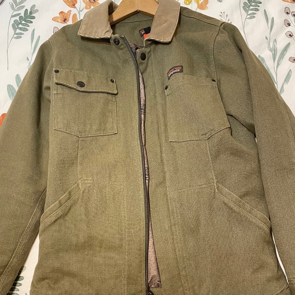 Patagonia Women’s Canvas Barn Coat